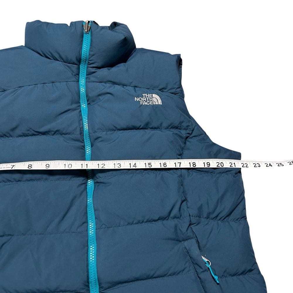The North Face Teal Nuptse 700 women’s puffer vest size Large - Picture 11 of 11